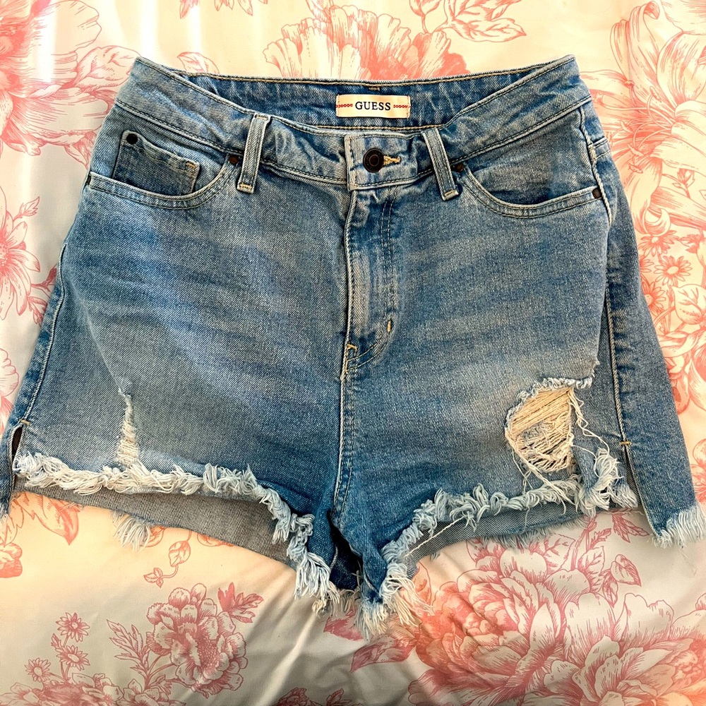 Guess cutoff Jean shorts size 28